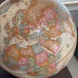 Meet your Posher, Alisa